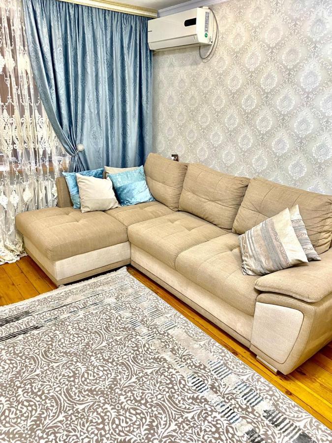 Ferienwohnung Просторная 3 Комнатная Квартира На Арбате Almaty Exterior foto